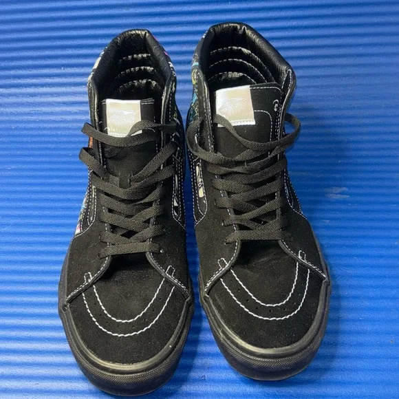 Size 11- Men’s Vans X Disney 100 Villains Sk8 Hi Shoes Black Multi Sneakers NEW - Picture 4 of 10